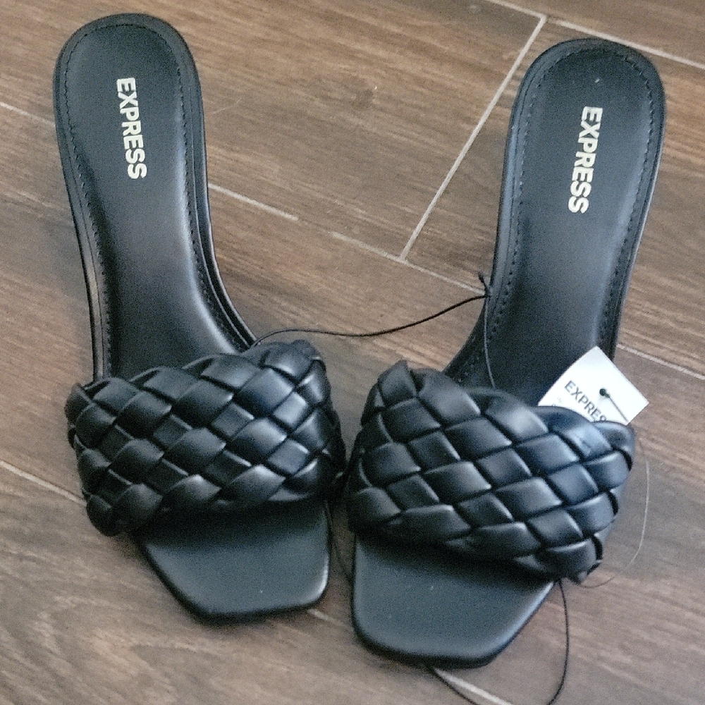 Express Black Quilted Slide Sandals
